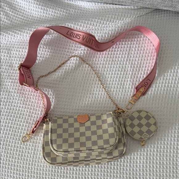 no brand Handbags - Pink and white vinyl Women's Bag